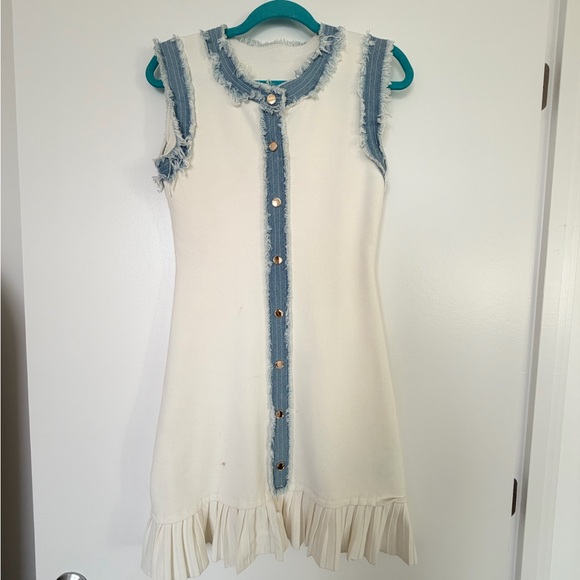 Dresses & Skirts - ✨ Chic Military-Inspired White Mini Dress ✨